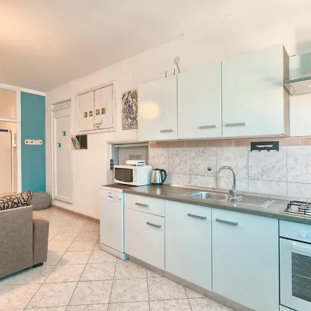 Nina Apartament