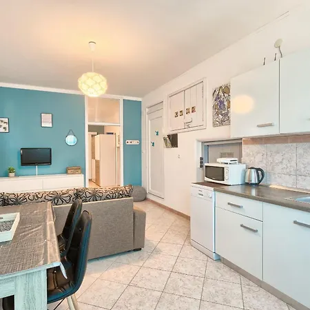 Nina Apartment