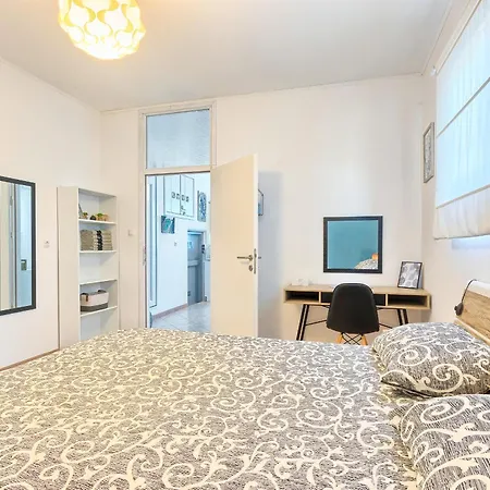 Apartment Nina *