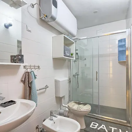 Apartment Nina Pula