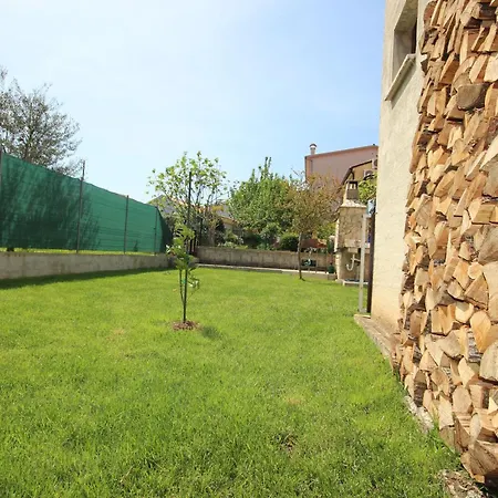 Nina Apartament *